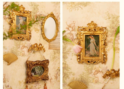 Victorian Vintage Style Photo Frame Wall Art