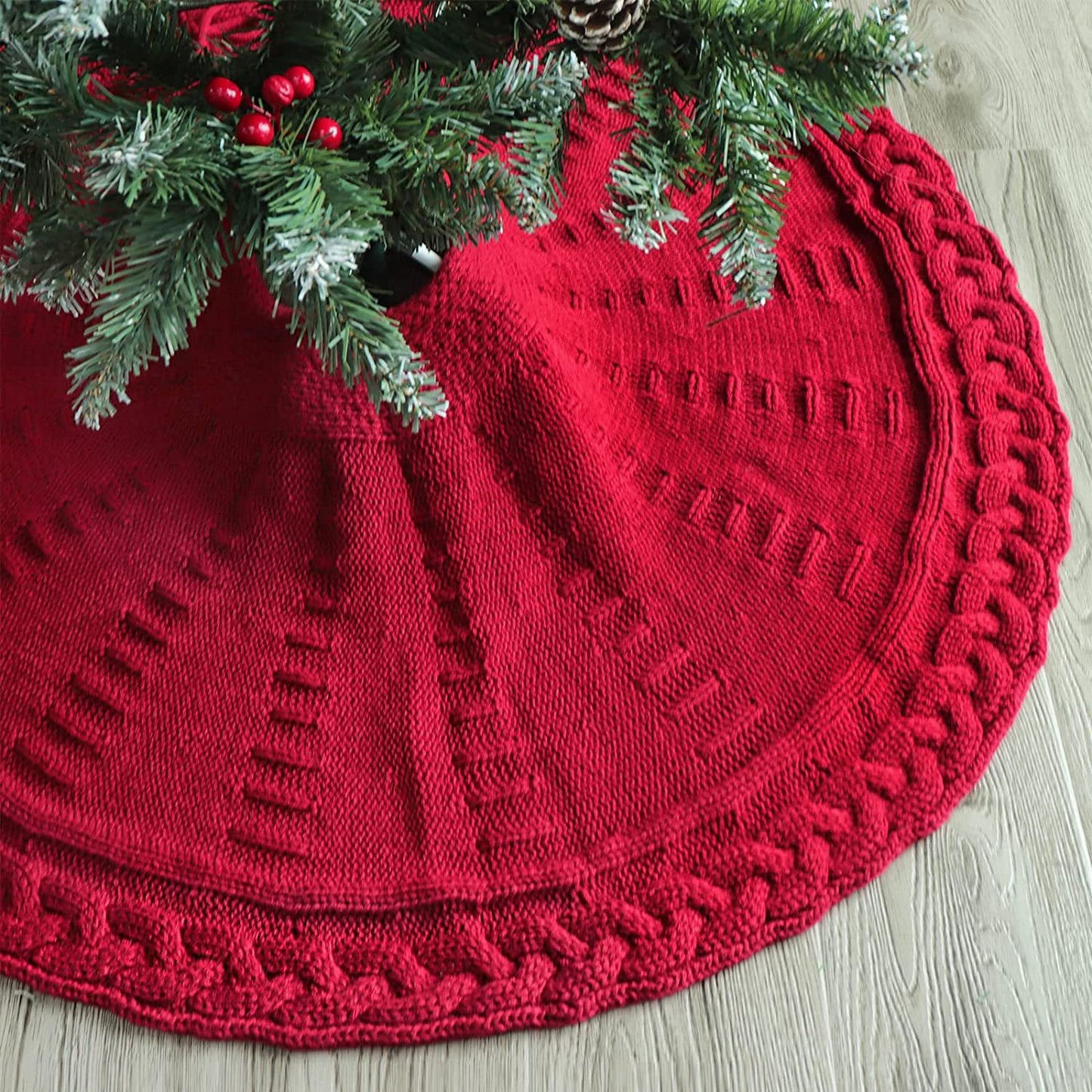 Knitted Christmas tree skirt