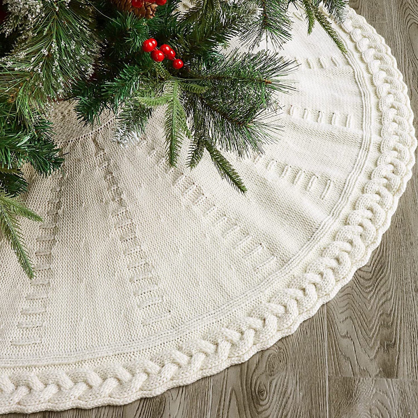 Knitted Christmas tree skirt