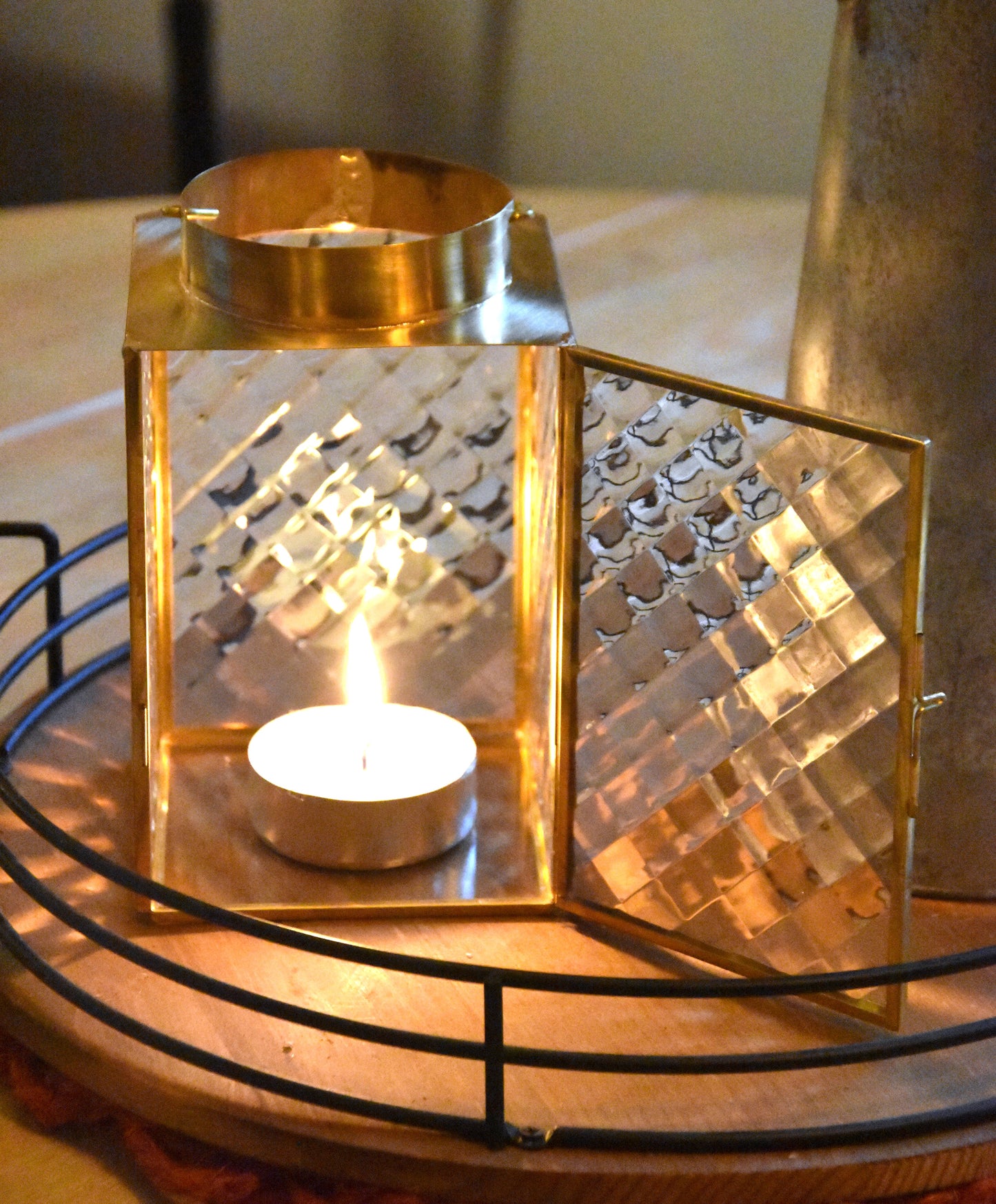 Vintage Inspired Glass Lantern Illuminate Your Space with Timeless Elegance