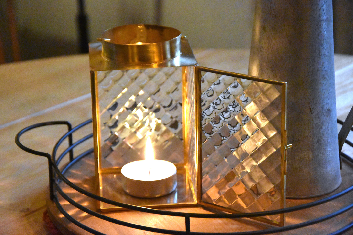 Vintage Inspired Glass Lantern Illuminate Your Space with Timeless Elegance