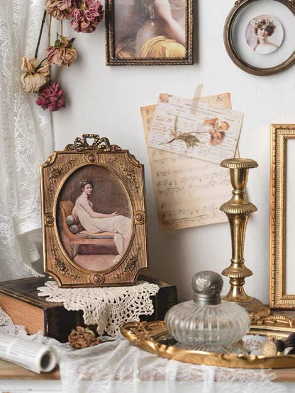 Gold Victorian Vintage Style Photo Frame Wall Art