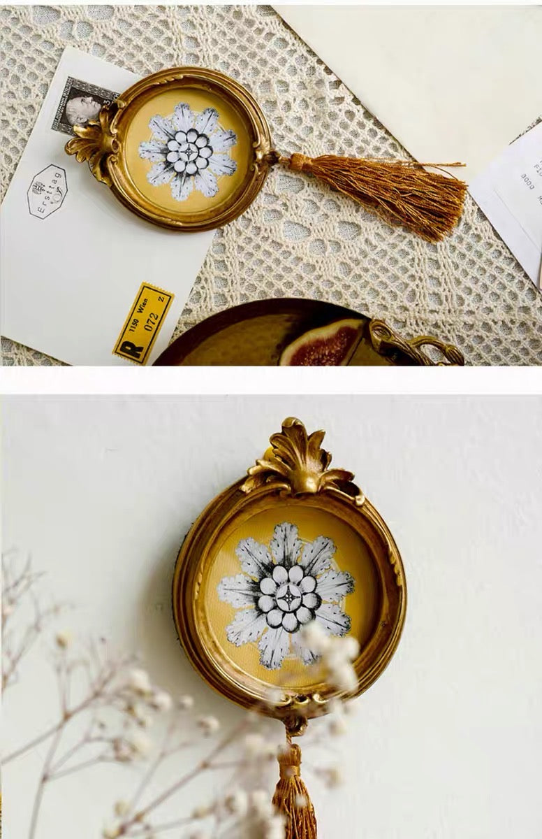 French Style Gold Flower Photo Frame Wall Art