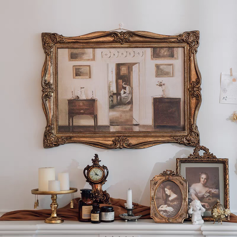 Vintage Inspired Gold Photo Frame Wall Art